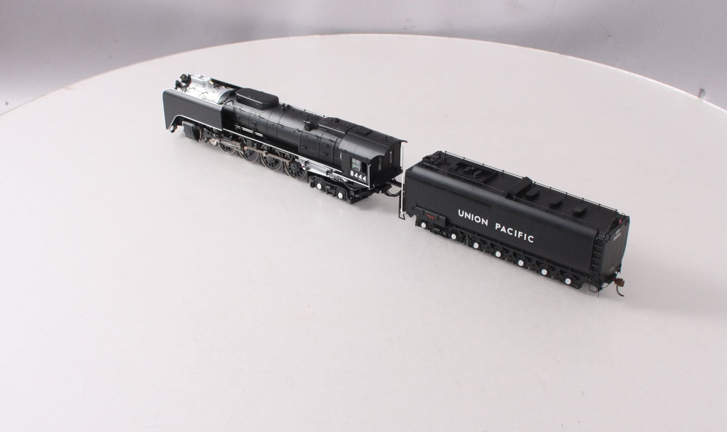 Athearn G97378 HO Union Pacific FEF-3 4-8-4 Steam Locomotive DCC & Sound #8444