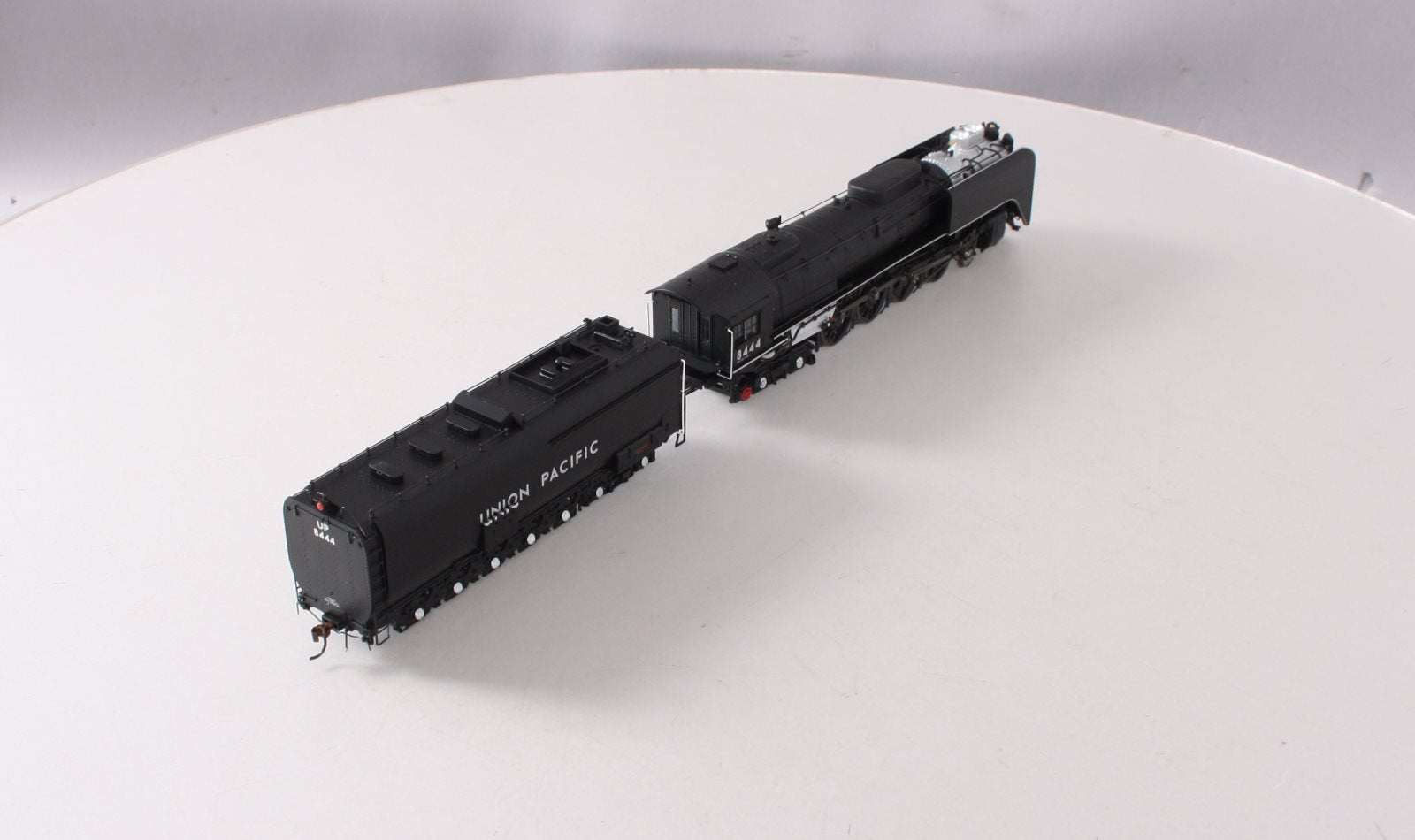 Athearn G97378 HO Union Pacific FEF-3 4-8-4 Steam Locomotive DCC & Sound #8444