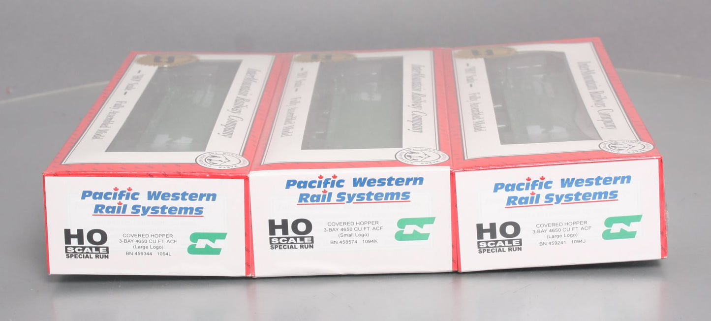 InterMountain 1094-3D Burlington Northern PWRS 3 Bay Covered Hopper (3 Pack) MT/Box