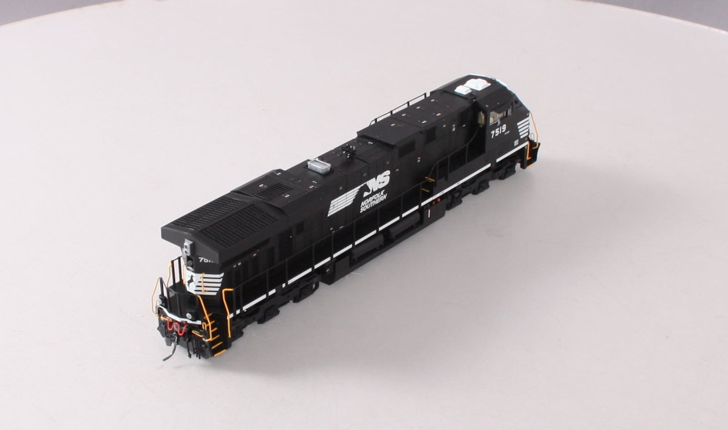 InterMountain 49724-02 HO Norfolk Southern ES44DC Diesel Locomotive #7519 w/DCC EX