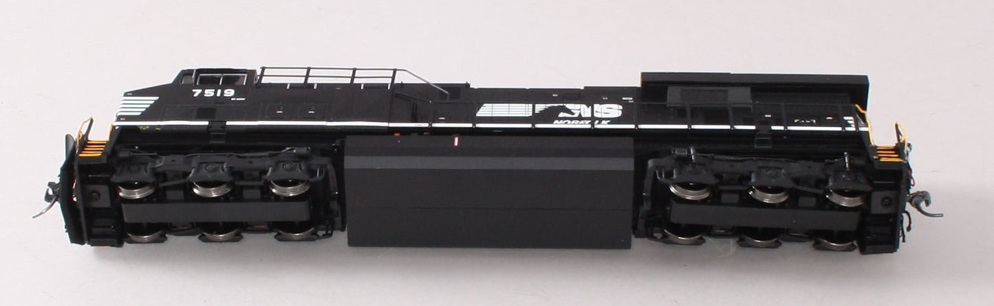 InterMountain 49724-02 HO Norfolk Southern ES44DC Diesel Locomotive #7519 w/DCC EX