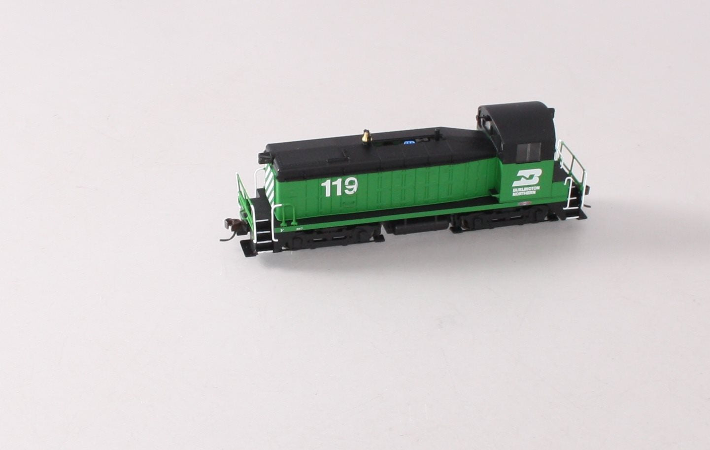 Broadway Limited 653 HO Burlington Northern Diesel EMD SW7 Phase II #145