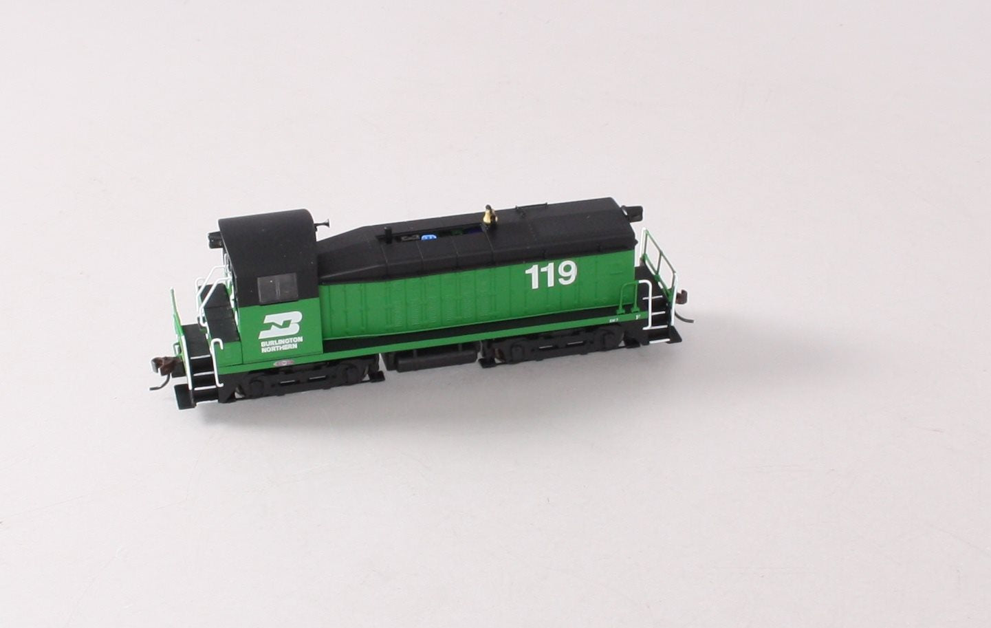 Broadway Limited 653 HO Burlington Northern Diesel EMD SW7 Phase II #145