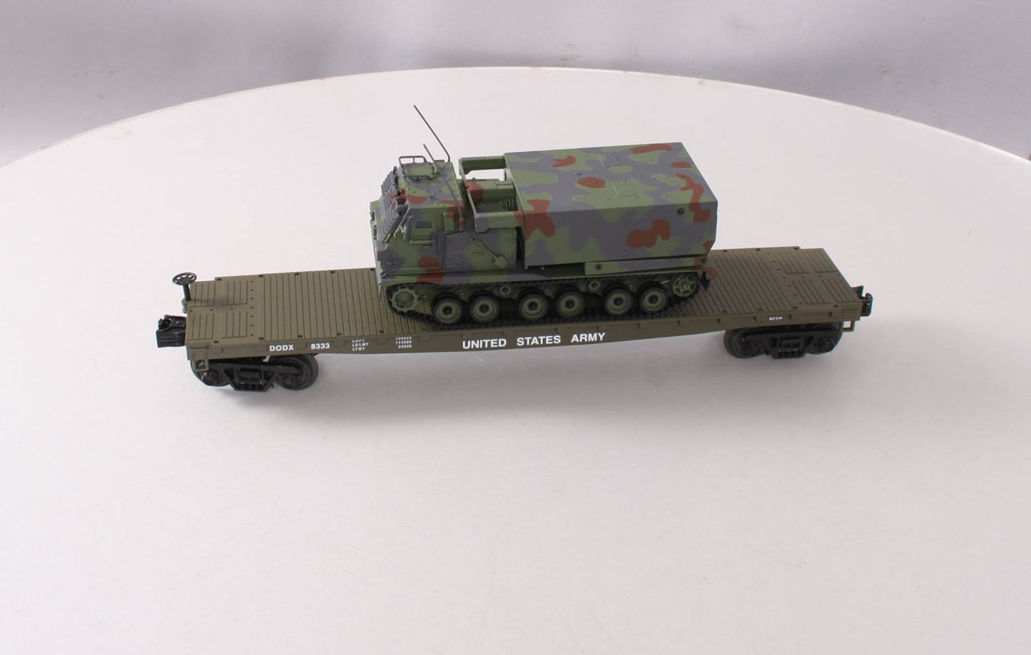 MTH 30-76843 O Gauge U.S. Army Flat Car with M270 Rocket Launcher