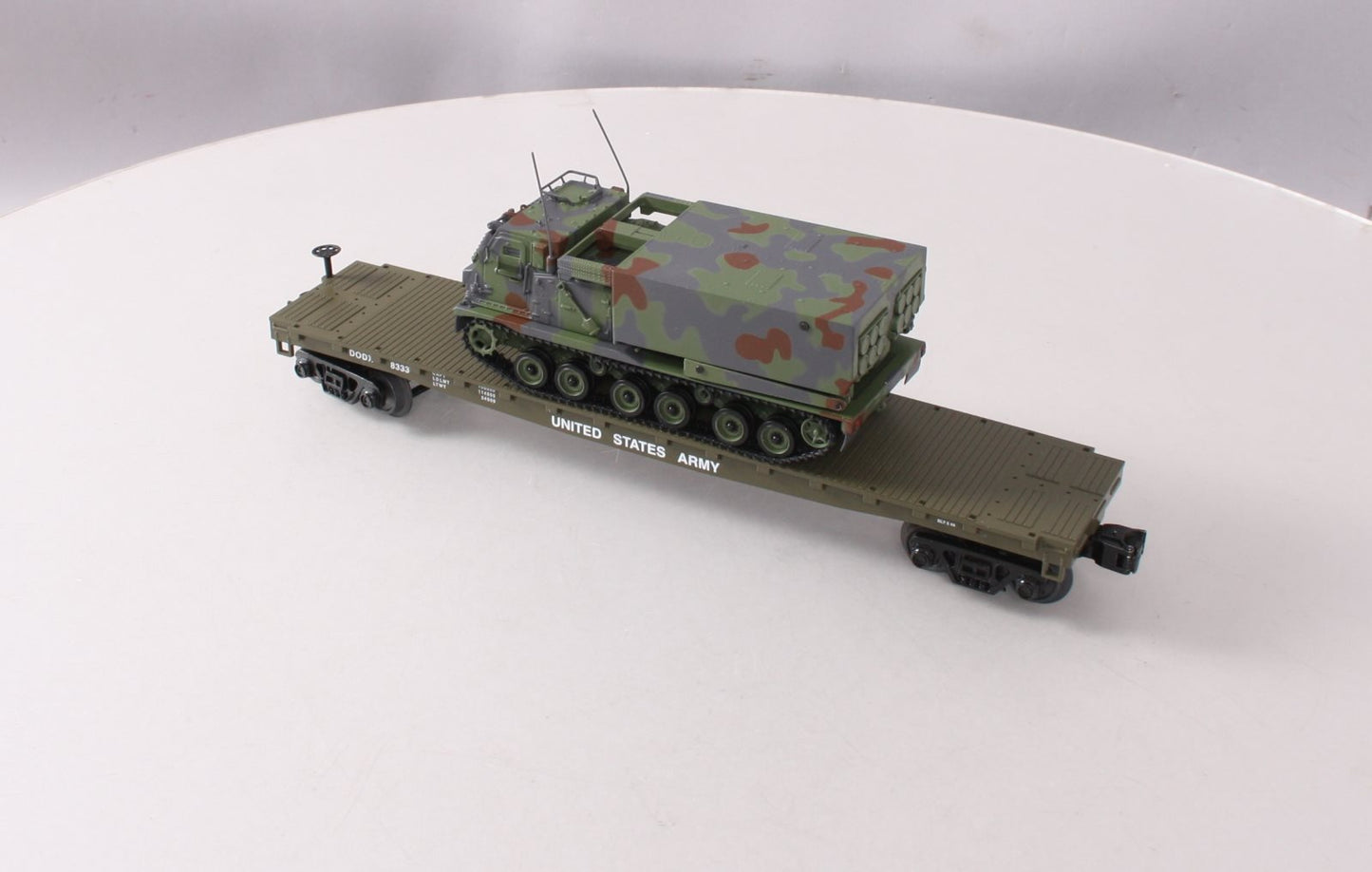 MTH 30-76843 O Gauge U.S. Army Flat Car with M270 Rocket Launcher