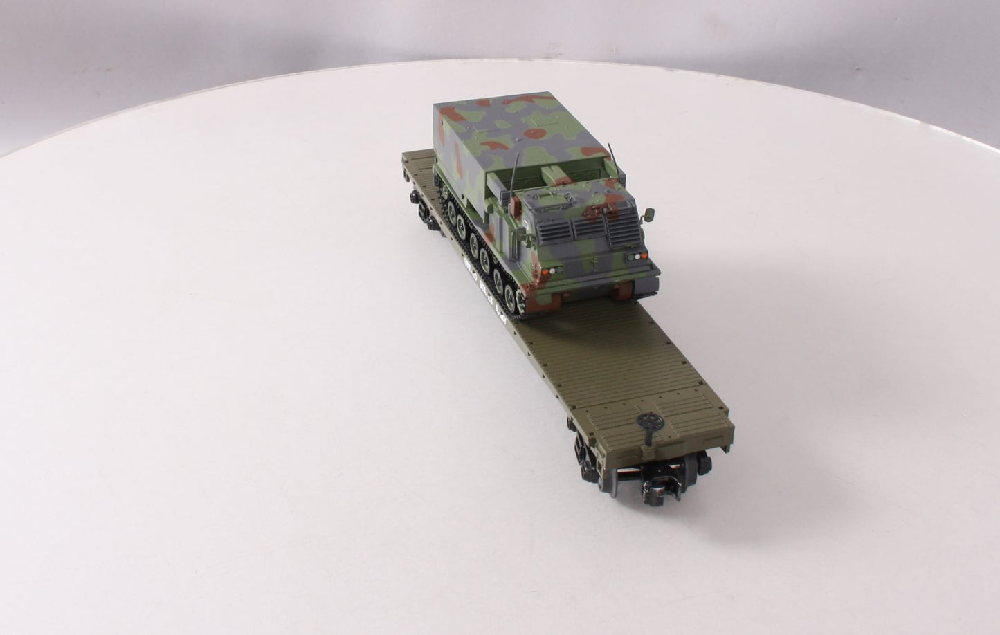 MTH 30-76843 O Gauge U.S. Army Flat Car with M270 Rocket Launcher