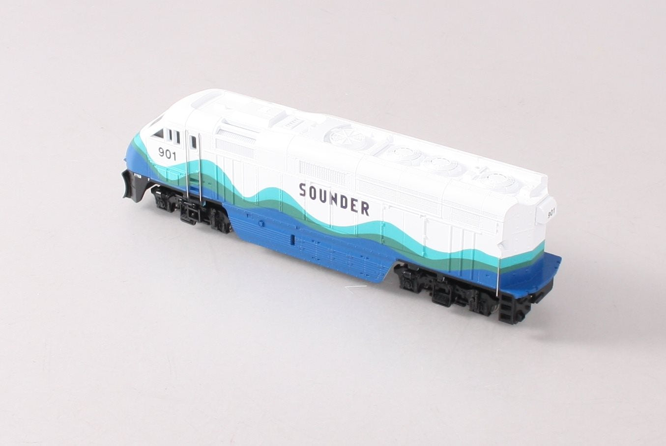 Athearn 2610 HO Scale Seattle Sounder F59PHI Powered Diesel Locomotive #901 LN/Box