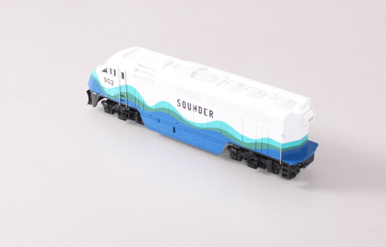 Athearn 2611 HO Scale Seattle Sounder F59PHI Powered Diesel Locomotive #902 LN/Box