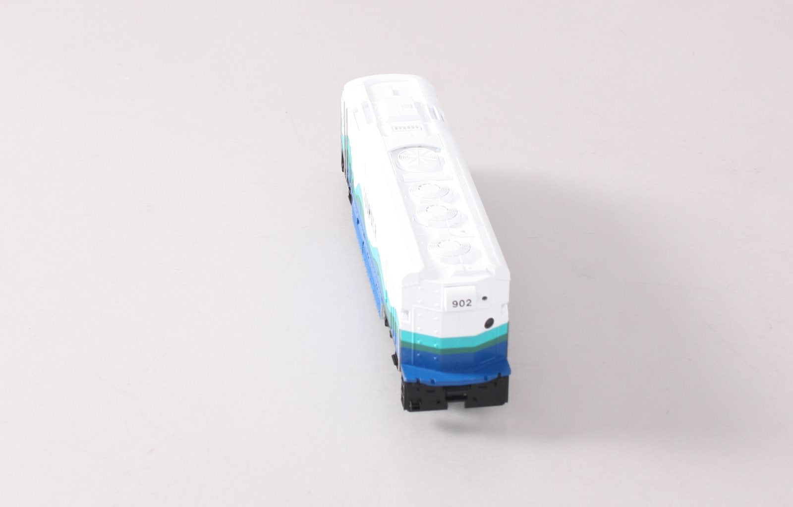 Athearn 2611 HO Scale Seattle Sounder F59PHI Powered Diesel Locomotive #902 LN/Box