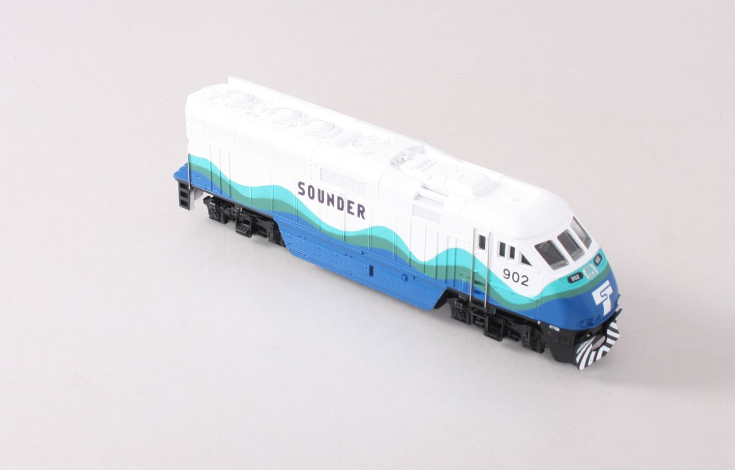 Athearn 2611 HO Scale Seattle Sounder F59PHI Powered Diesel Locomotive #902 LN/Box