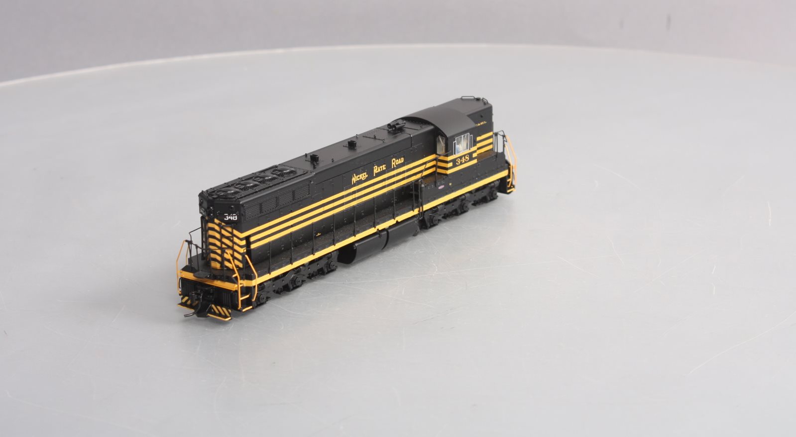 Broadway Limited 5813 HO Nickel Plate Road EMD SD9 3-Stripe Diesel Loco #348
