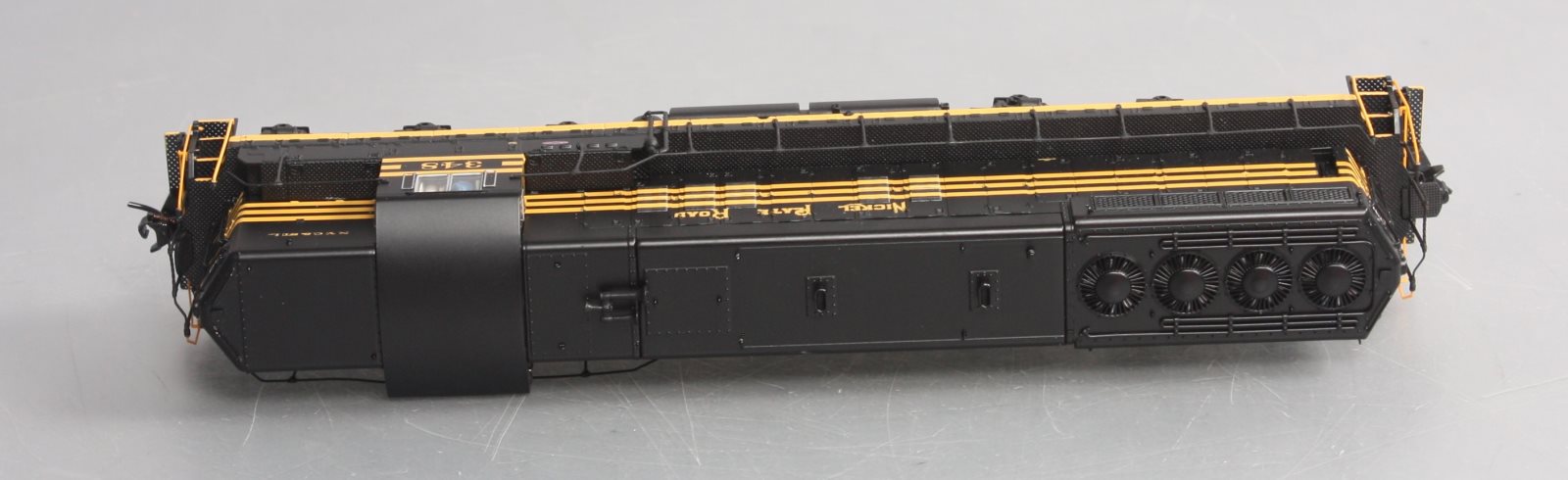 Broadway Limited 5813 HO Nickel Plate Road EMD SD9 3-Stripe Diesel Loco #348