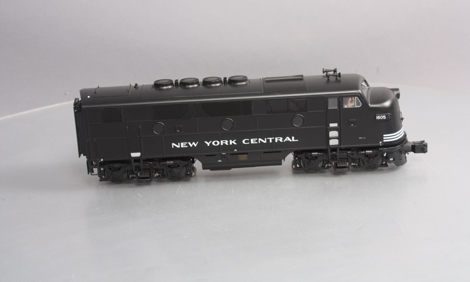 Atlas 1654-2 O Gauge New York Central Non-Powered F2-/F3 Ph. Diesel A Unit #1605 LN/Box