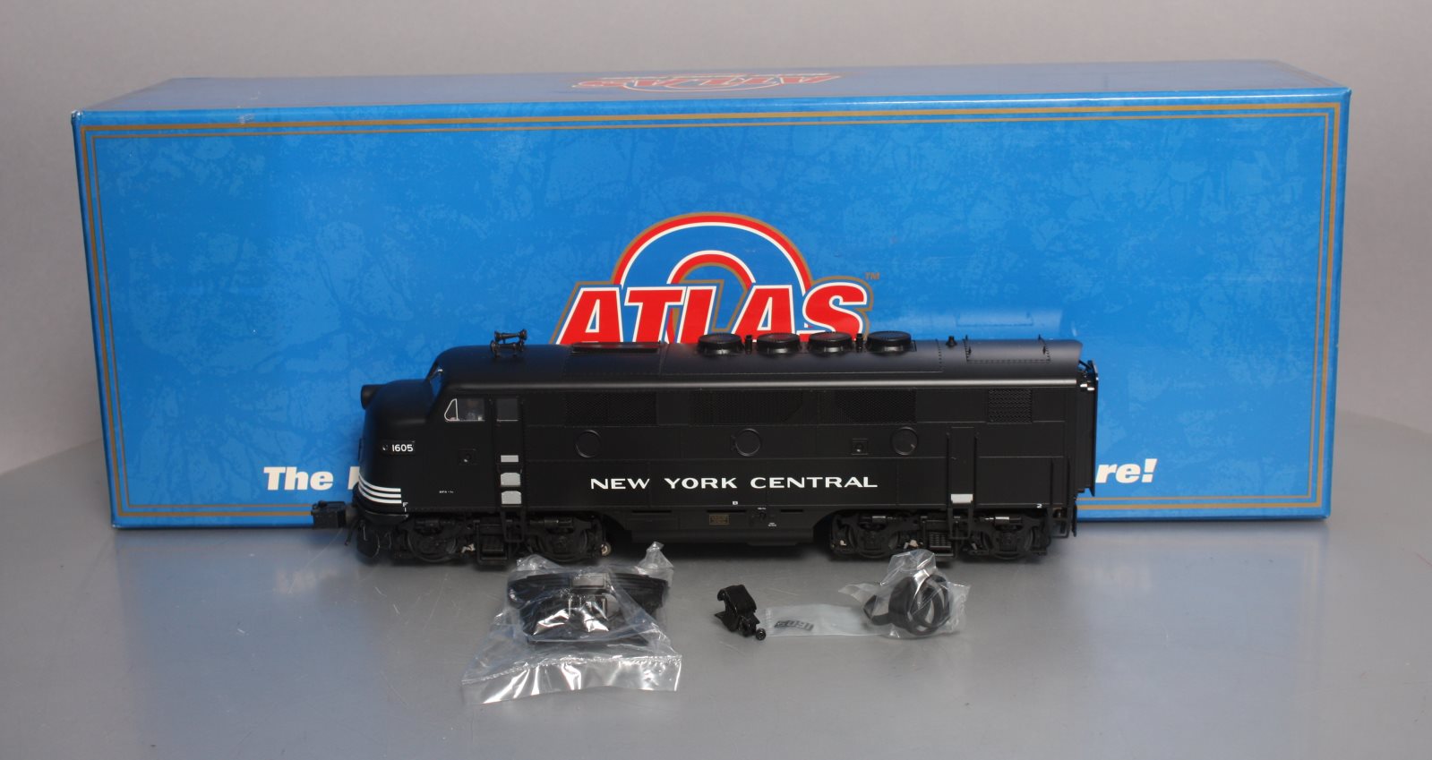 Atlas 1654-2 O Gauge New York Central Non-Powered F2-/F3 Ph. Diesel A Unit #1605 LN/Box