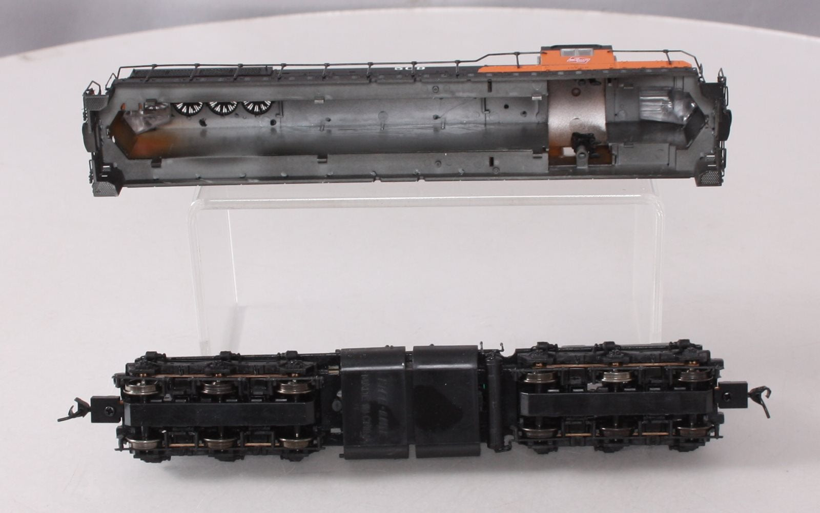 Proto 2000 30149 HO Milwaukee Road SD-7 Diesel Locomotive #509 LN/Box