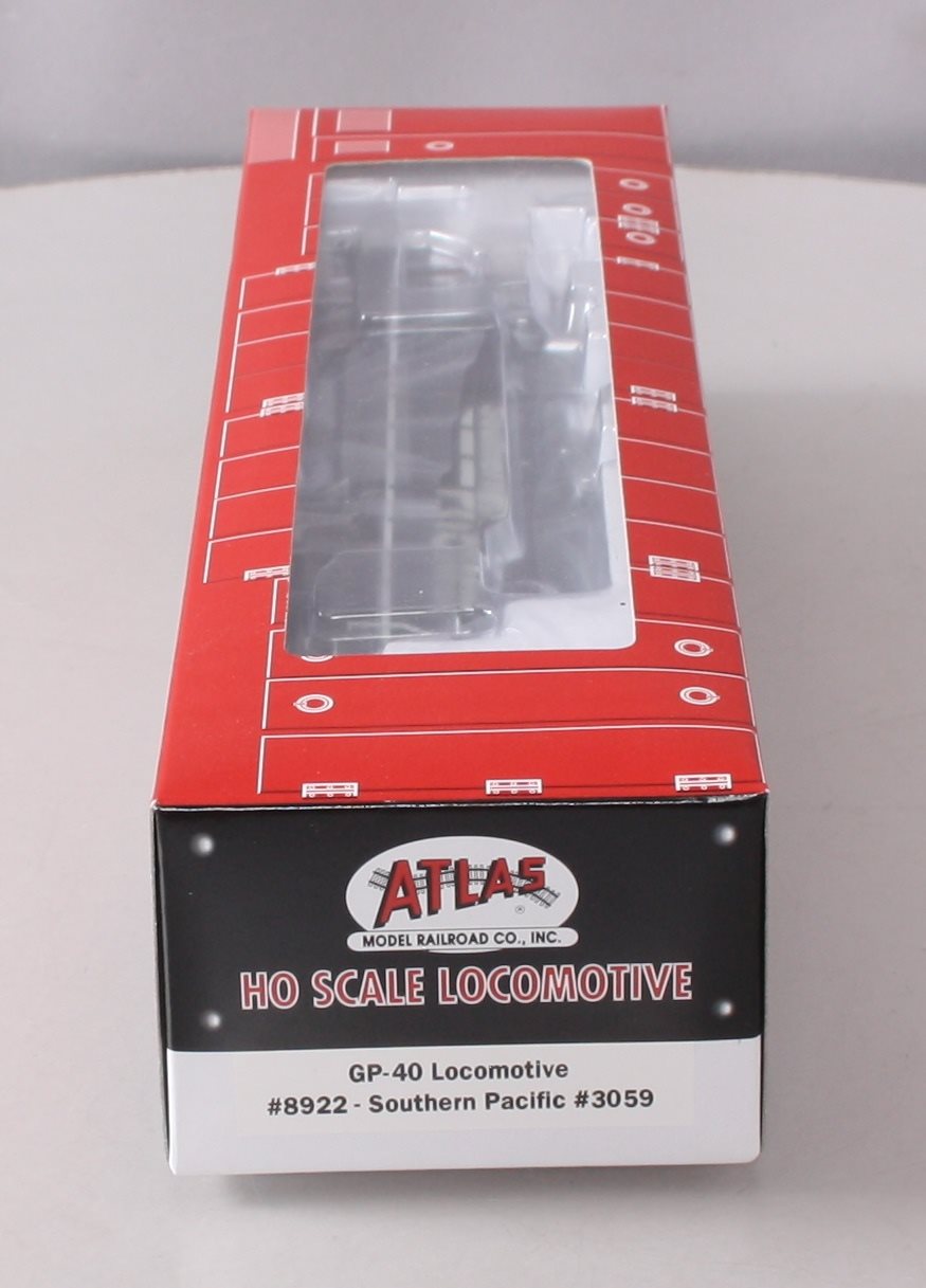 Atlas 8922 HO Southern Pacific GP-38 High Nose Diesel Locomotive #3059 MT/Box