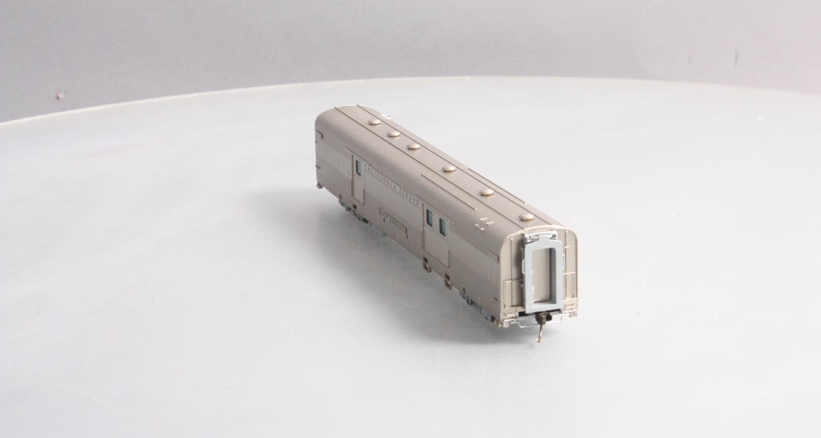 Broadway Limited 513 HO D&RGW 'Silver Antelope' Baggage Car #1100