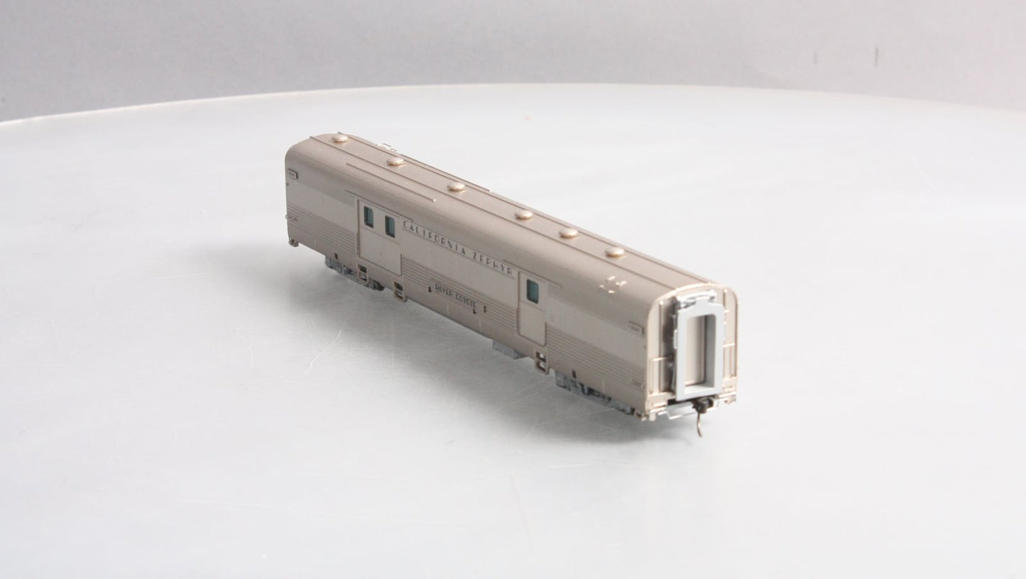 Broadway Limited 1491 HO Chicago, Burlington & Quincy Zephyr Baggage Car #905