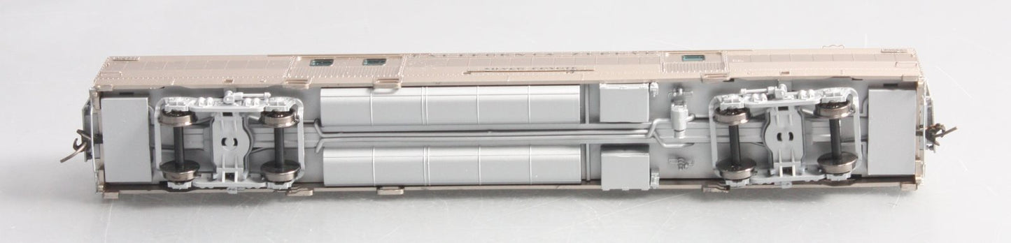 Broadway Limited 1491 HO Chicago, Burlington & Quincy Zephyr Baggage Car #905