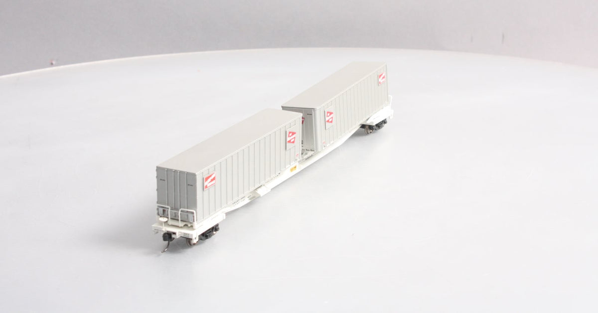 Walthers 932-3926 HO Milwaukee Road Flexi-Van Flat Car w/Trailer #7028