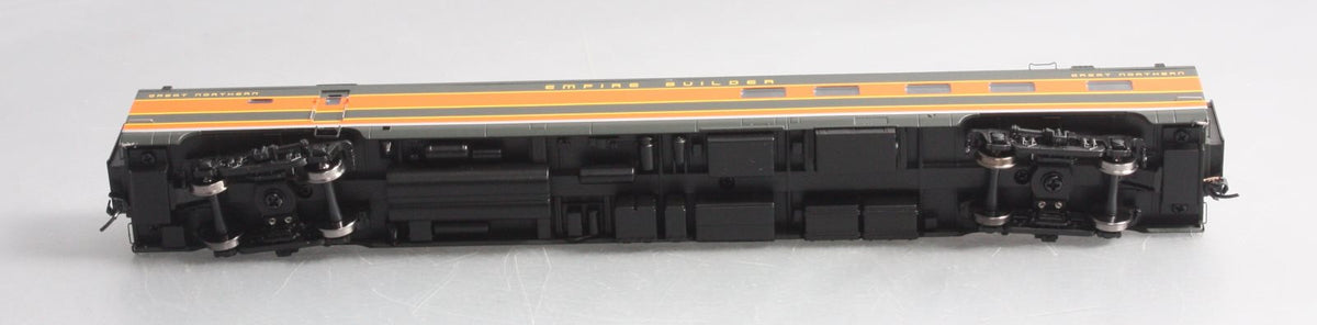 Walthers 920-9054 HO GN Empire Builder Ranch Coffee Shop Lounge Car