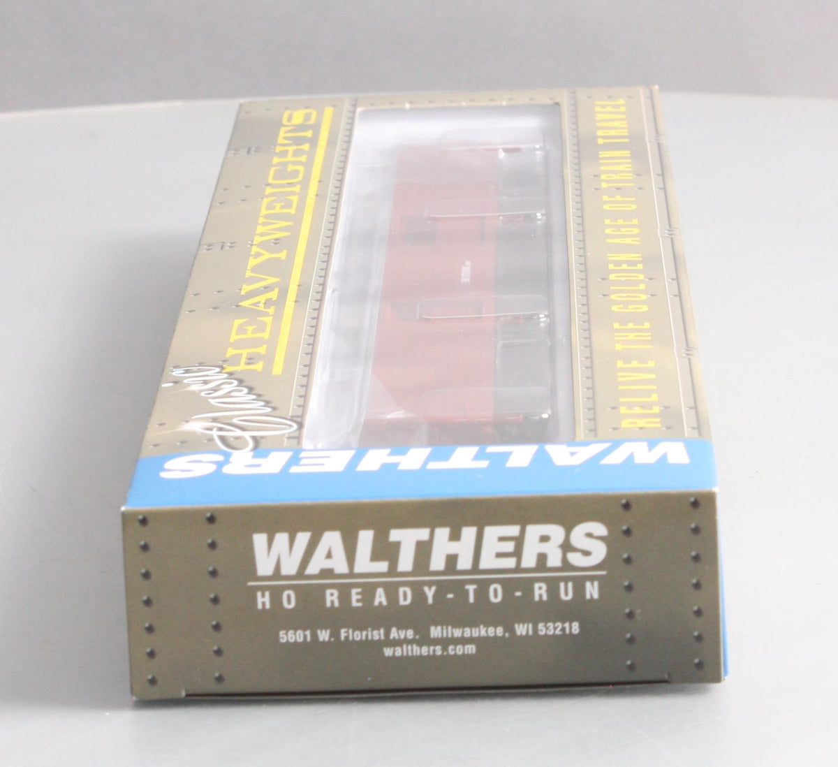 Walthers 932-10528 HO BN Maintenance of Way Baggage Car #976184
