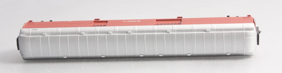 Walthers 932-10528 HO BN Maintenance of Way Baggage Car #976184