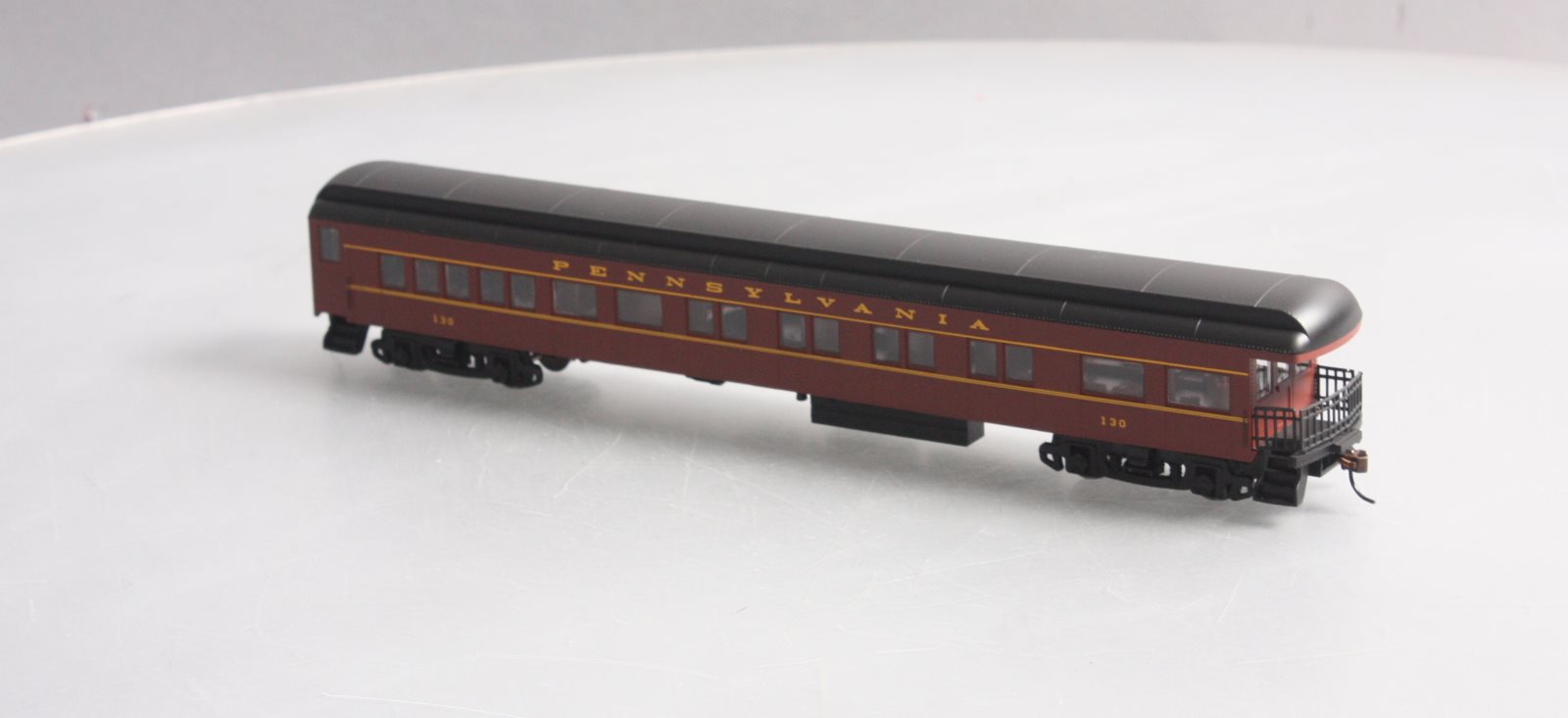 Bachmann 13802 HO Pennsylvania 72' Heavyweight Observation Car #130 LN/Box