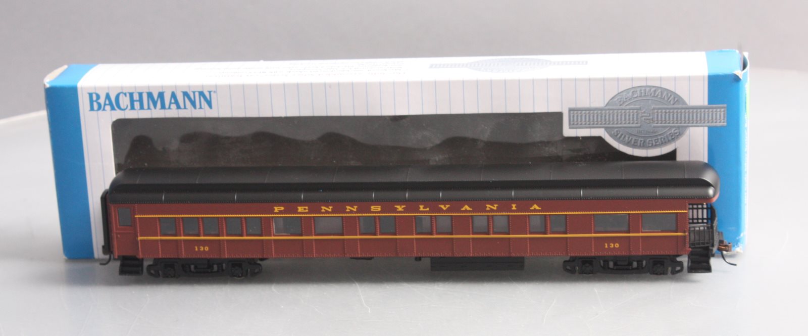 Bachmann 13802 HO Pennsylvania 72' Heavyweight Observation Car #130 LN/Box