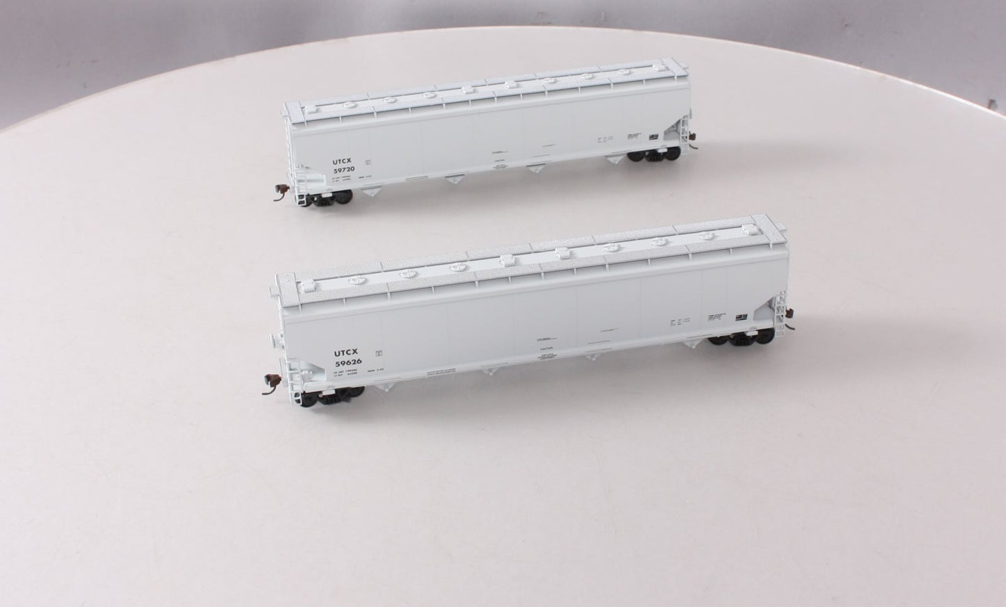 Walthers 932-27152 HO Scale UTCX National 6200 Plastic Hopper Car (Pack of 2) EX/Box
