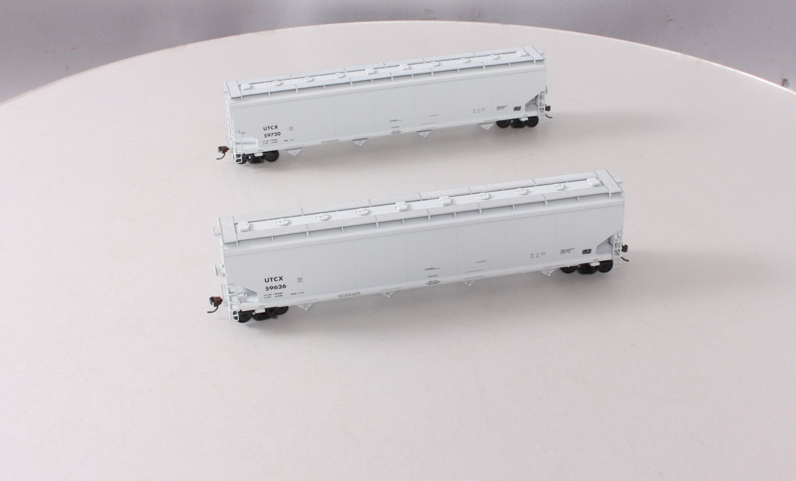 Walthers 932-27152 HO Scale UTCX National 6200 Plastic Hopper Car (Pack of 2) EX/Box
