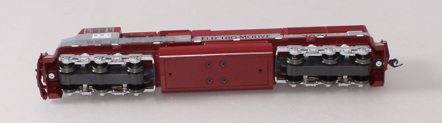 Athearn 0G6117 HO Scale Electo-Motive SD70M EMD Diesel Locomotive #7001 LN/Box