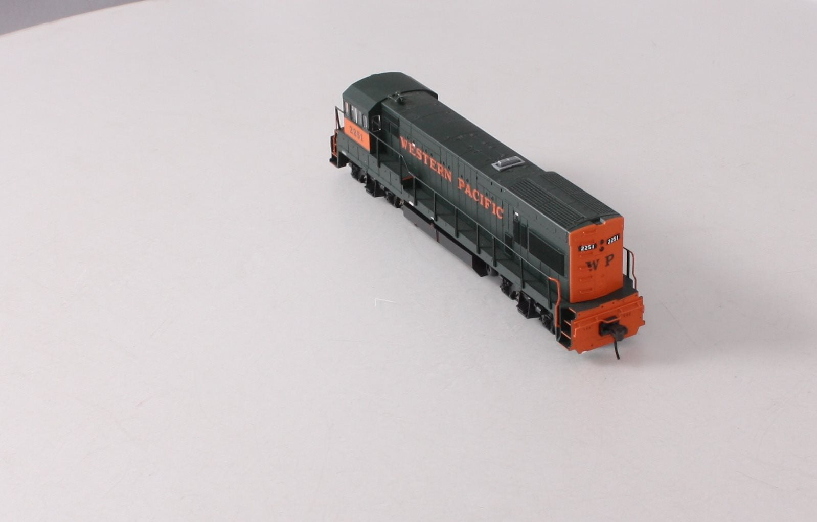 Atlas 8286 HO Scale Western Pacific GE U23B Diesel Locomotive # 2251