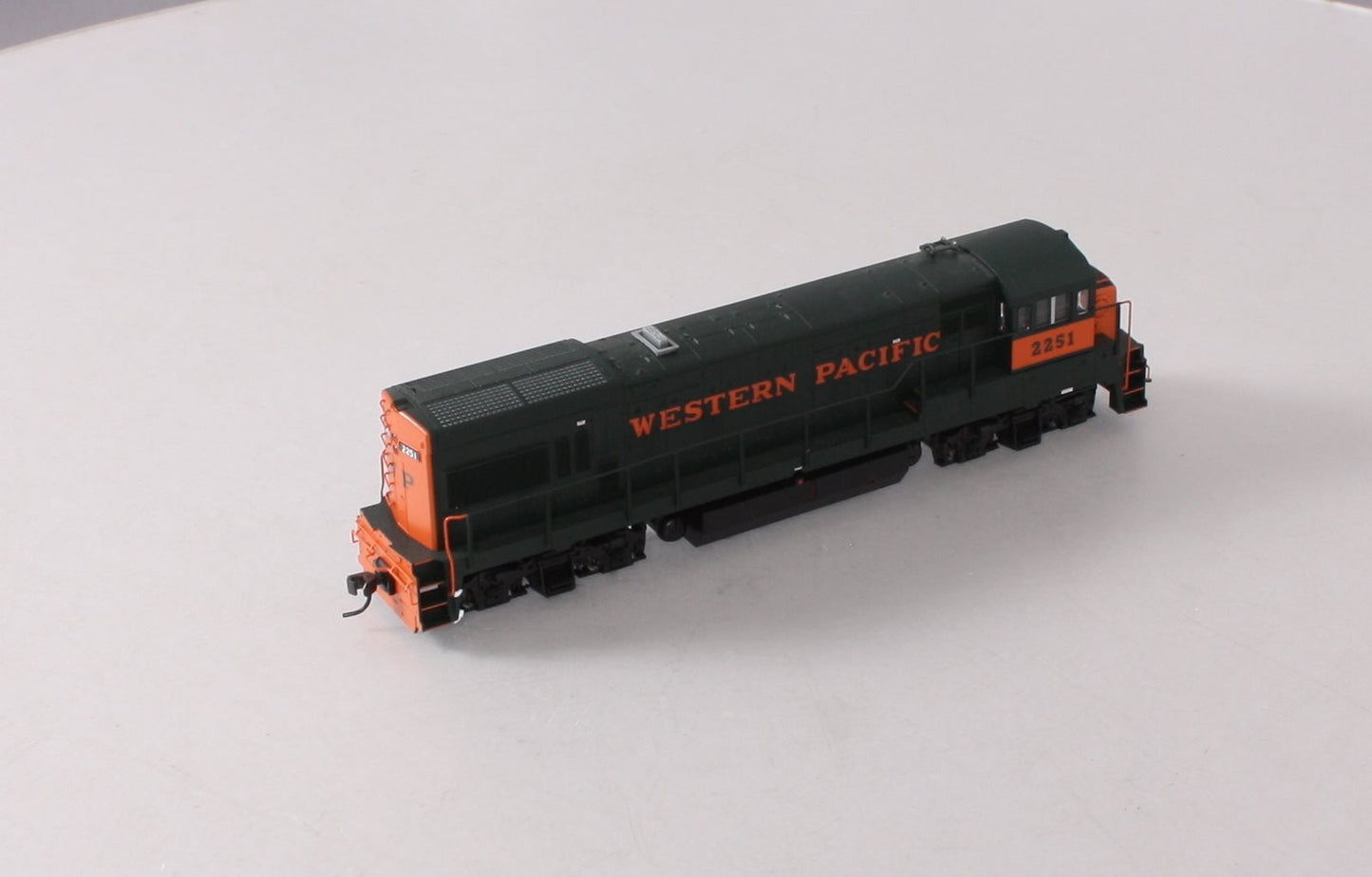 Atlas 8286 HO Scale Western Pacific GE U23B Diesel Locomotive # 2251