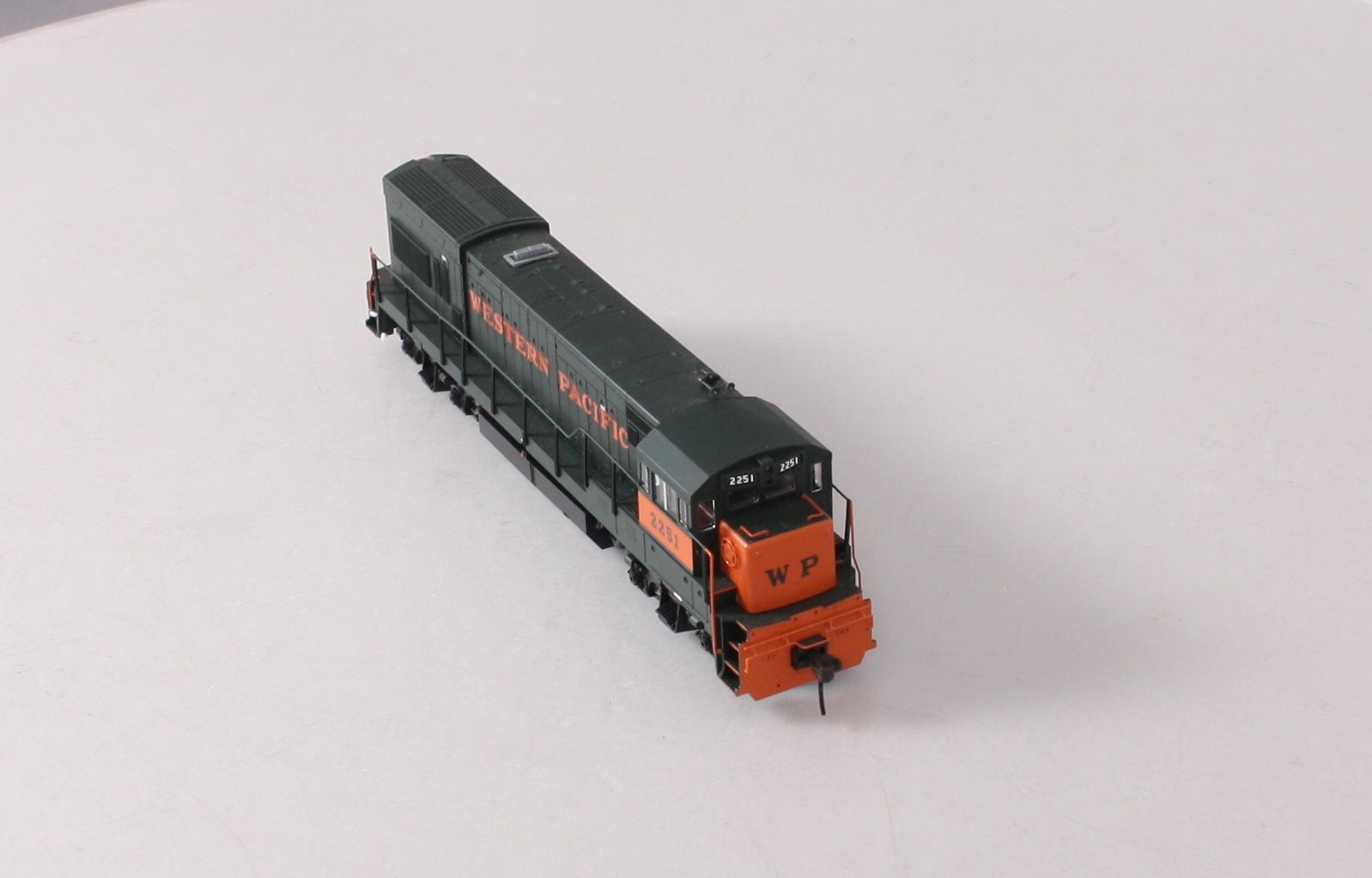 Atlas 8286 HO Scale Western Pacific GE U23B Diesel Locomotive # 2251