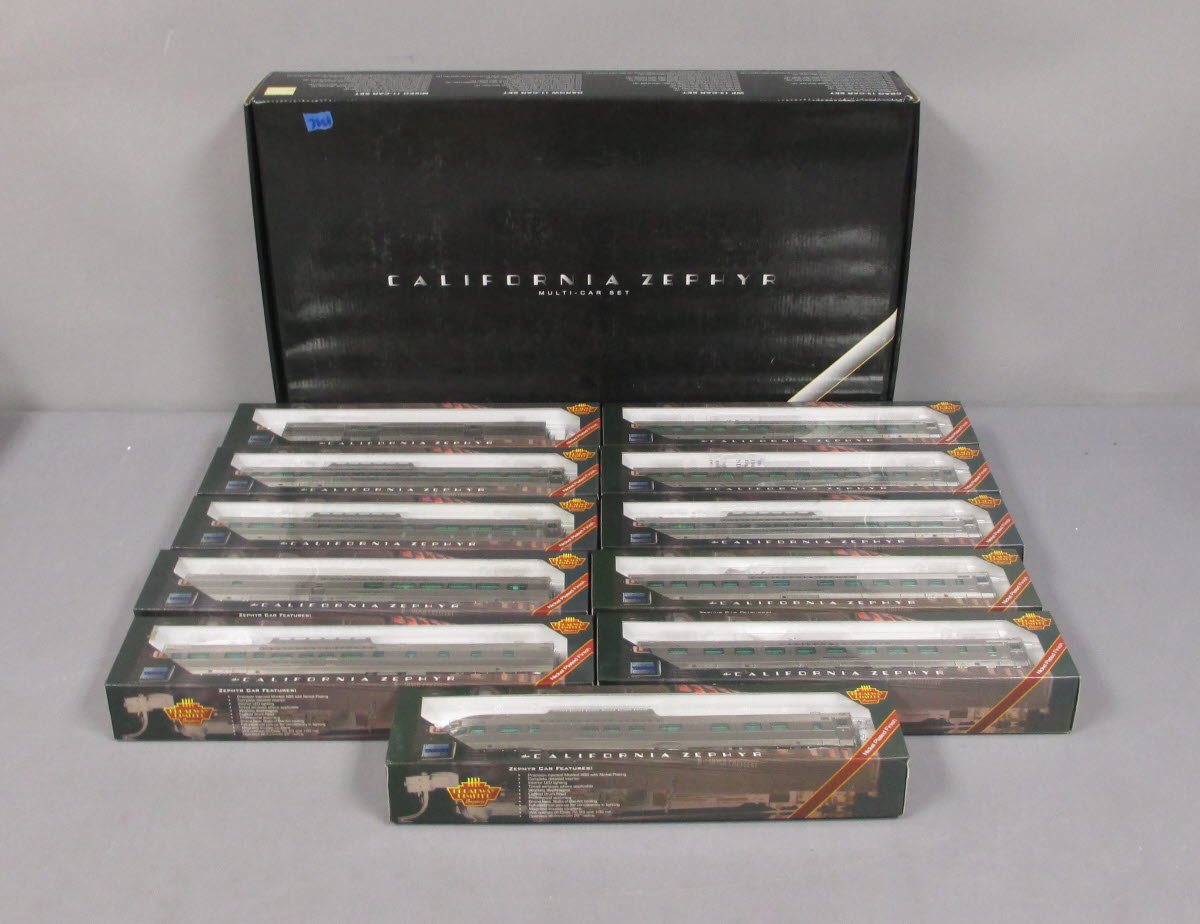 Broadway Limited 700 HO California Zephyr 11-Car Mixed Passenger Set LN/Box