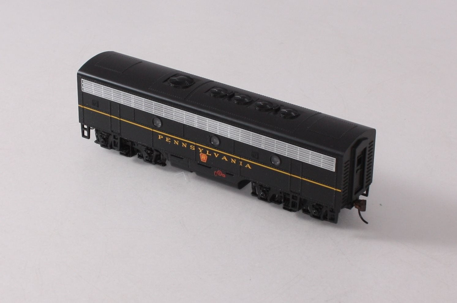 Bachmann 64405 HO Pennsylvania F7B Diesel Locomotive w/DCC
