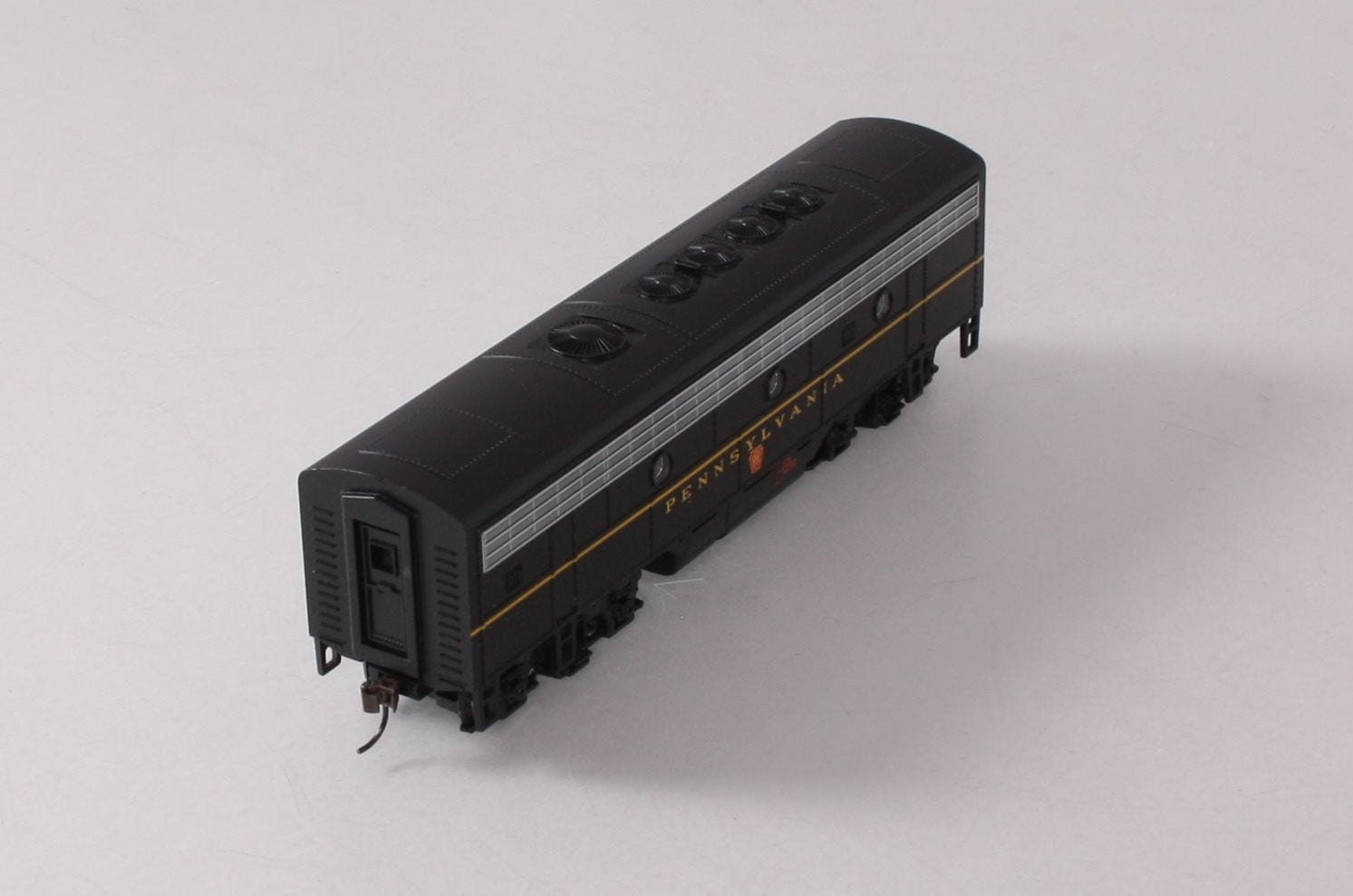Bachmann 64405 HO Pennsylvania F7B Diesel Locomotive w/DCC