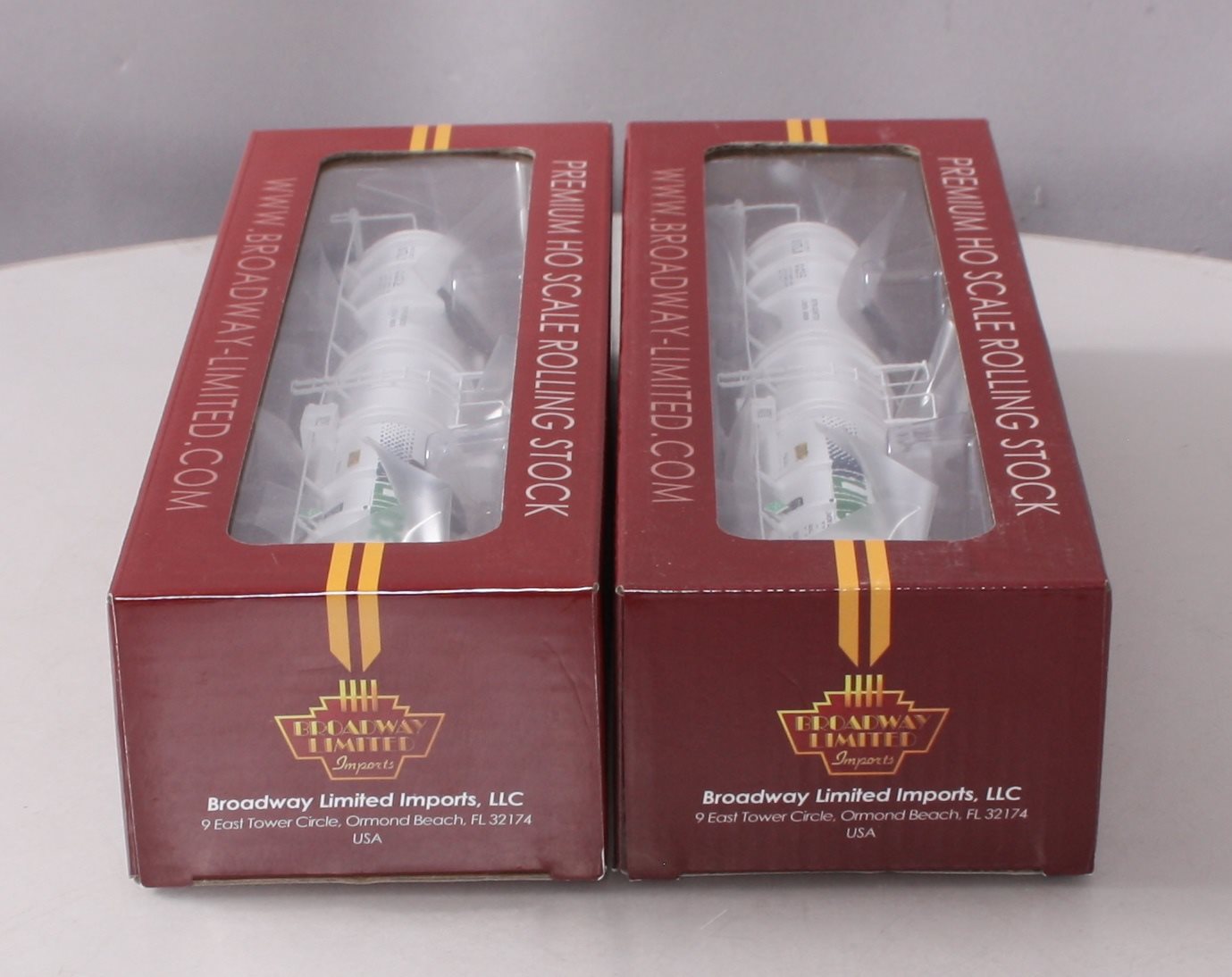 Broadway Limited 6104 HO Linde High-Capacity Cryogenic Tank Car (Pack of 2) LN/Box