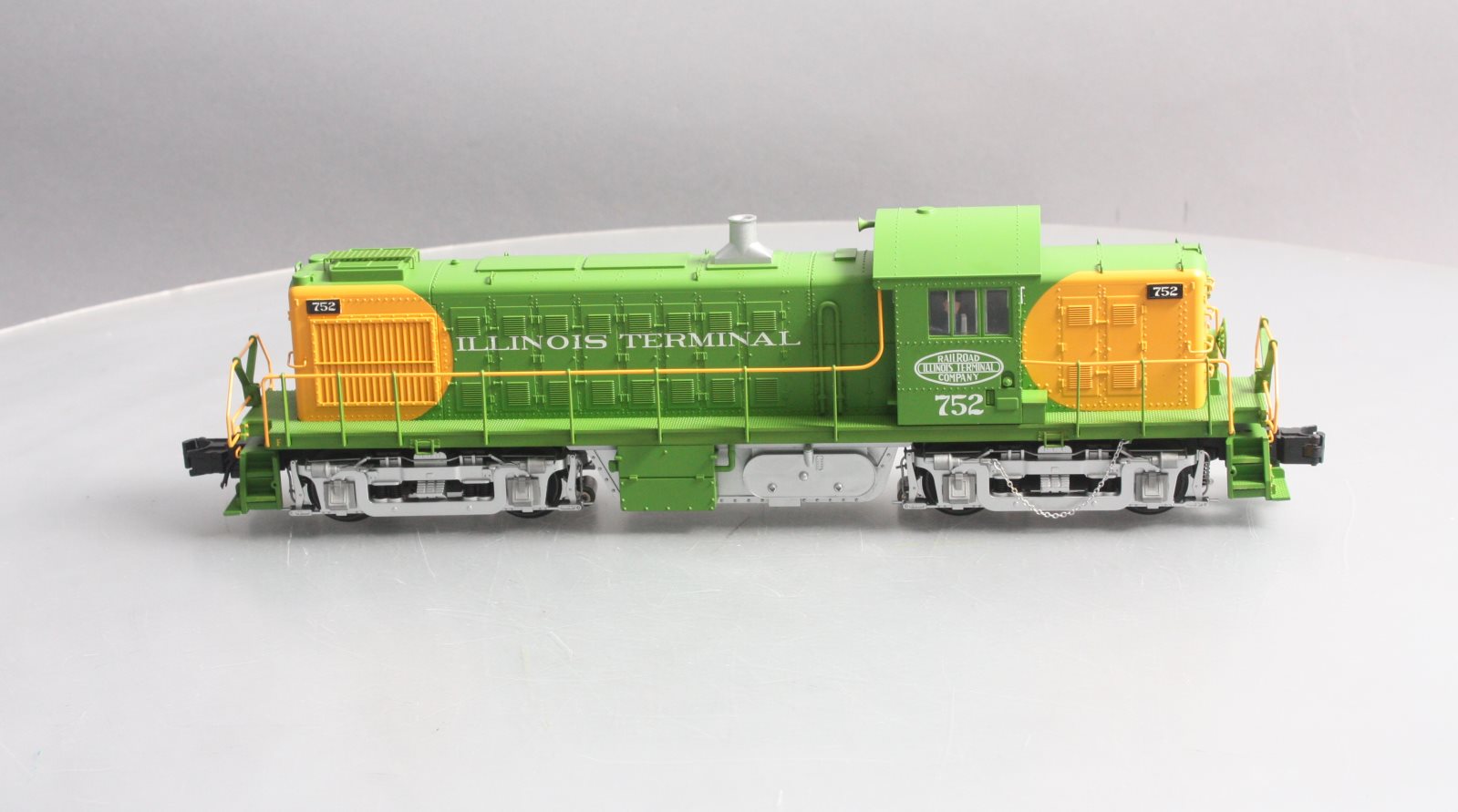 Atlas 6964-1 O Gauge Illinois Terminal RS1 Diesel Locomotive #752 - 3 Rail