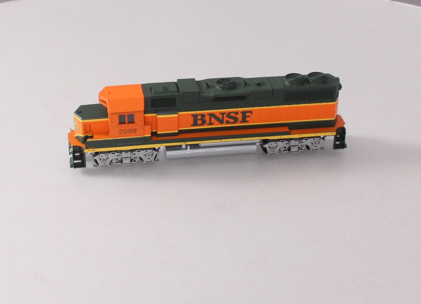 Athearn 4669 HO Scale BNSF GP38-2 Dummy Diesel Locomotive #2099