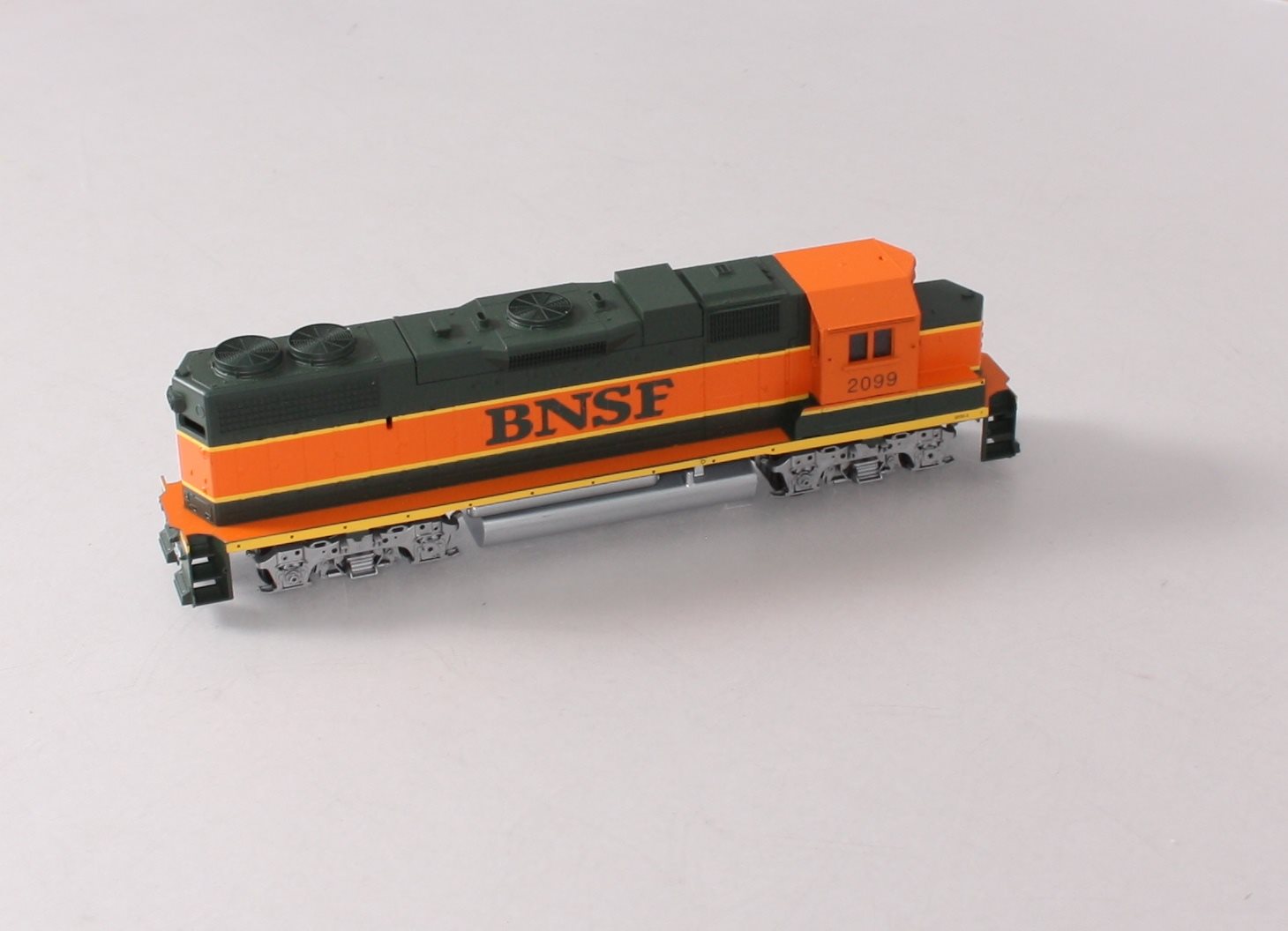 Athearn 4669 HO Scale BNSF GP38-2 Dummy Diesel Locomotive #2099