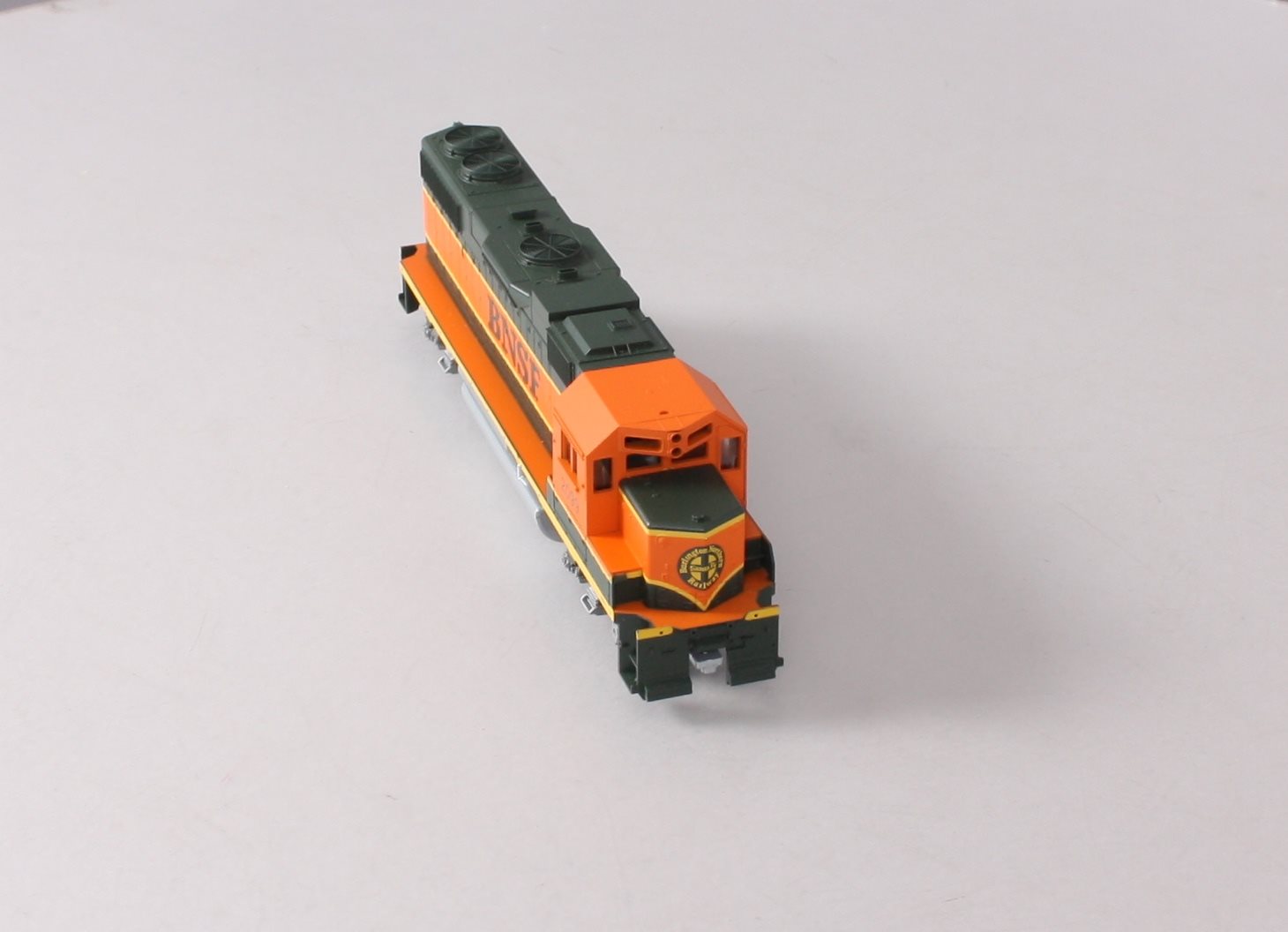 Athearn 4669 HO Scale BNSF GP38-2 Dummy Diesel Locomotive #2099