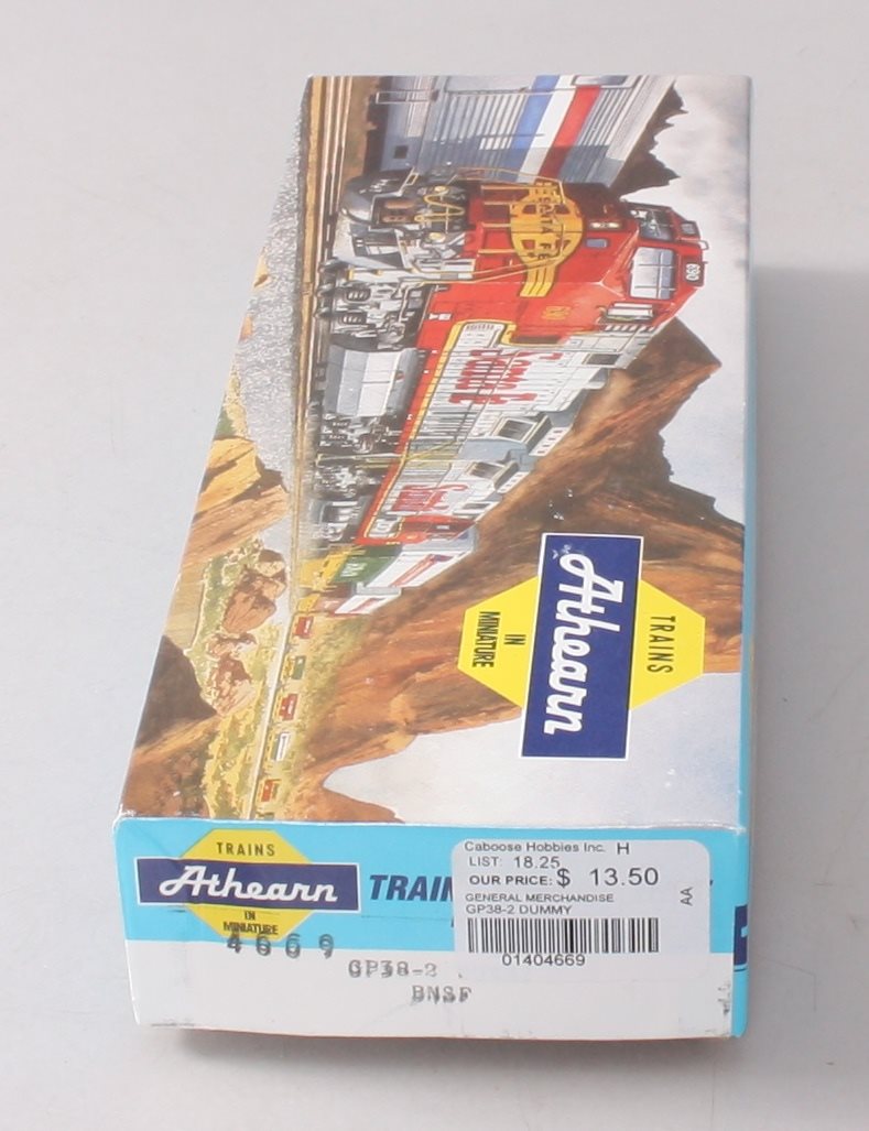 Athearn 4669 HO Scale BNSF GP38-2 Dummy Diesel Locomotive #2099
