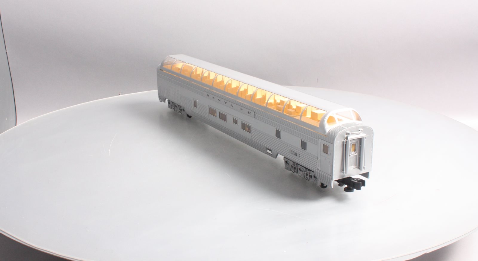 Lionel 1927030 O Gauge Santa Fe 21 Stationsounds Diner Dome #550