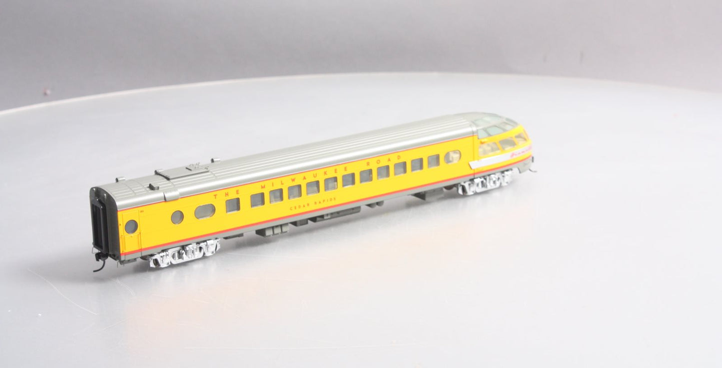 Walthers 920-9171 HO Milwaukee Road 85' Skytop Lounge Car