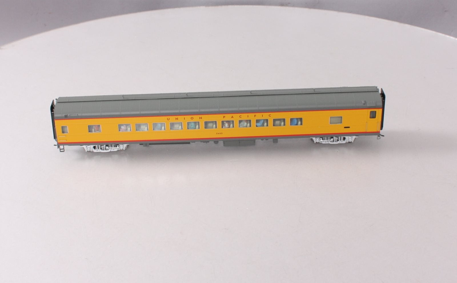 Walthers 920-9552 HO Union Pacific 85' ACF 44-Seat Coach #5463