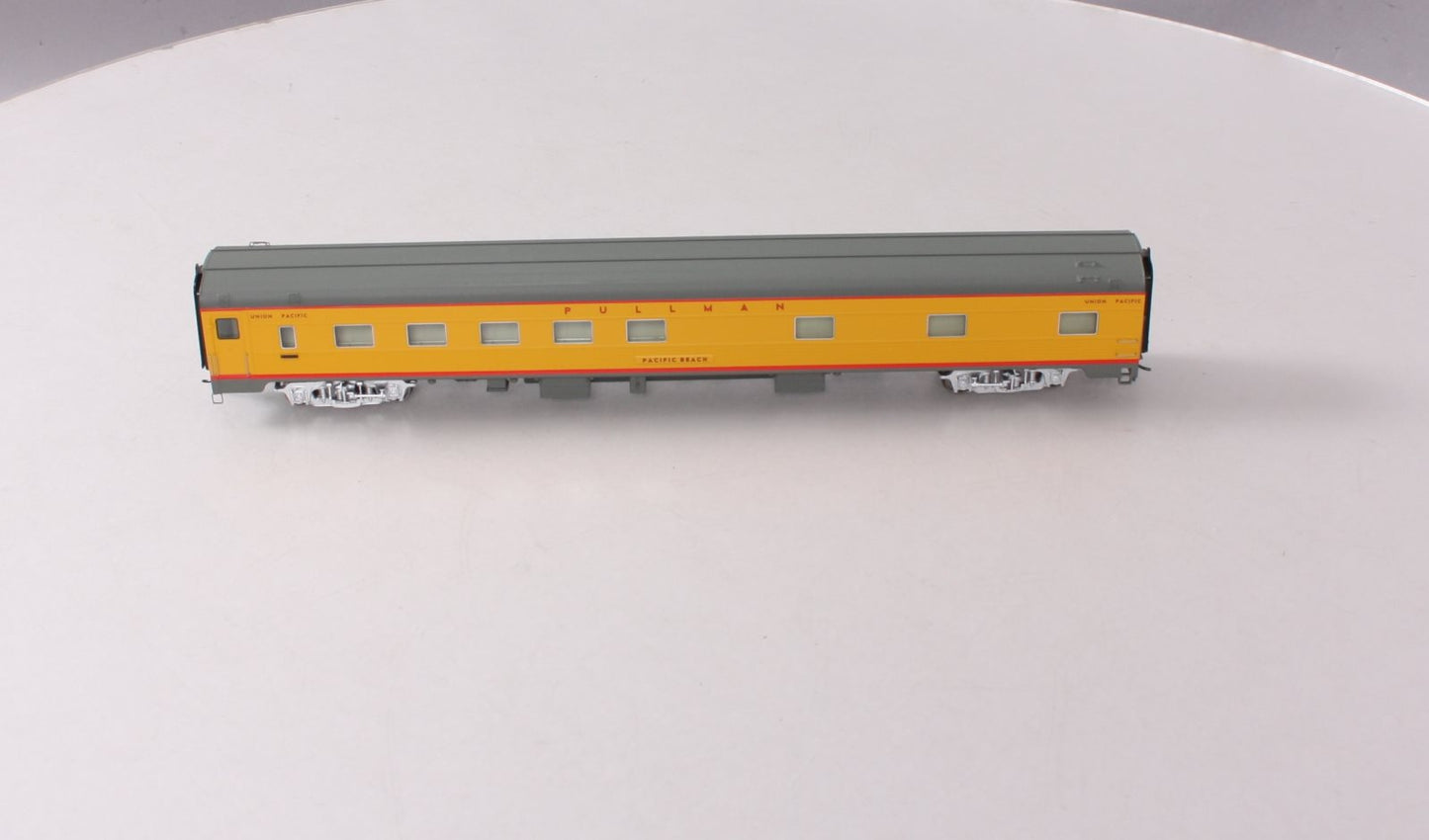 Walthers 920-9545 HO Union Pacific '85 Budd Pacific Series 10-6 Sleeper