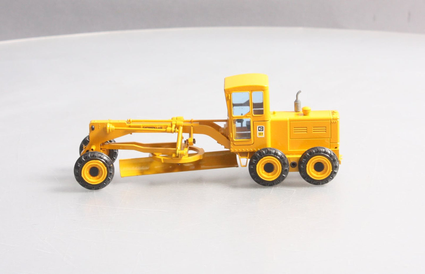 Gescha 286 1:50 Scale Caterpillar 12F Motor Grader