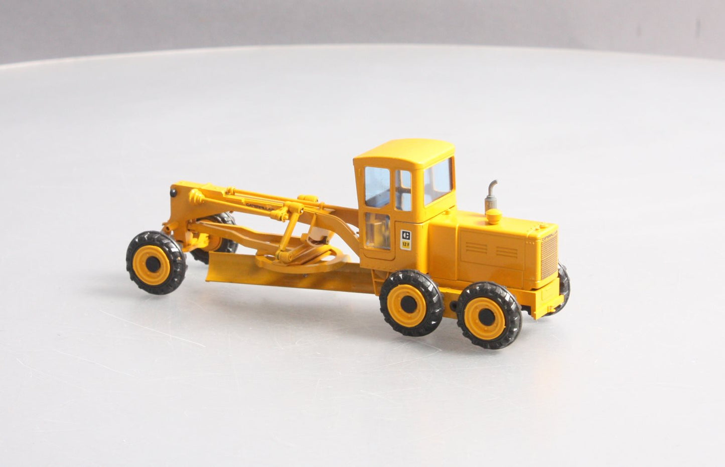 Gescha 286 1:50 Scale Caterpillar 12F Motor Grader
